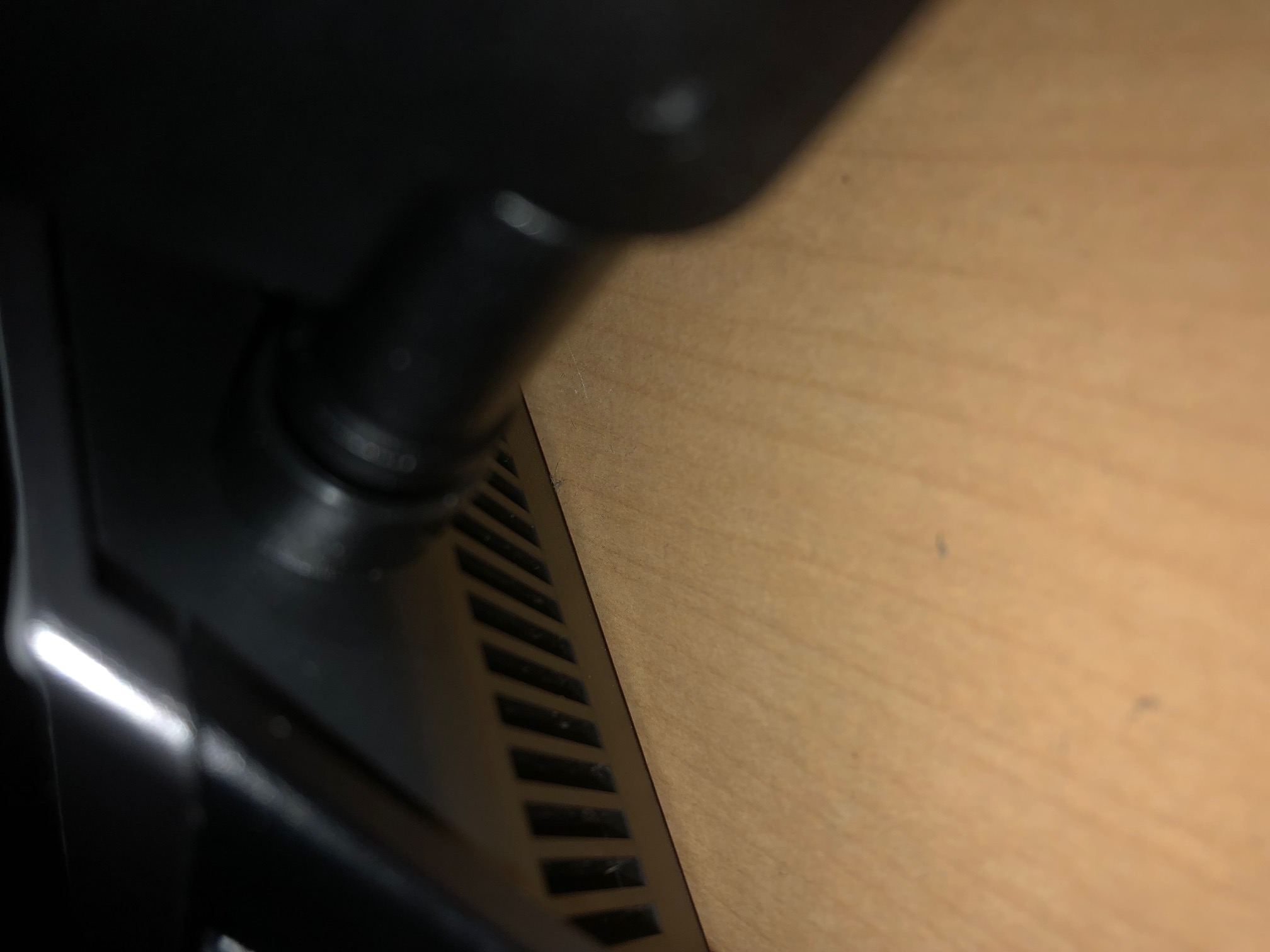 Solved I bought a R7000 with nonremovable antennas?!? NETGEAR