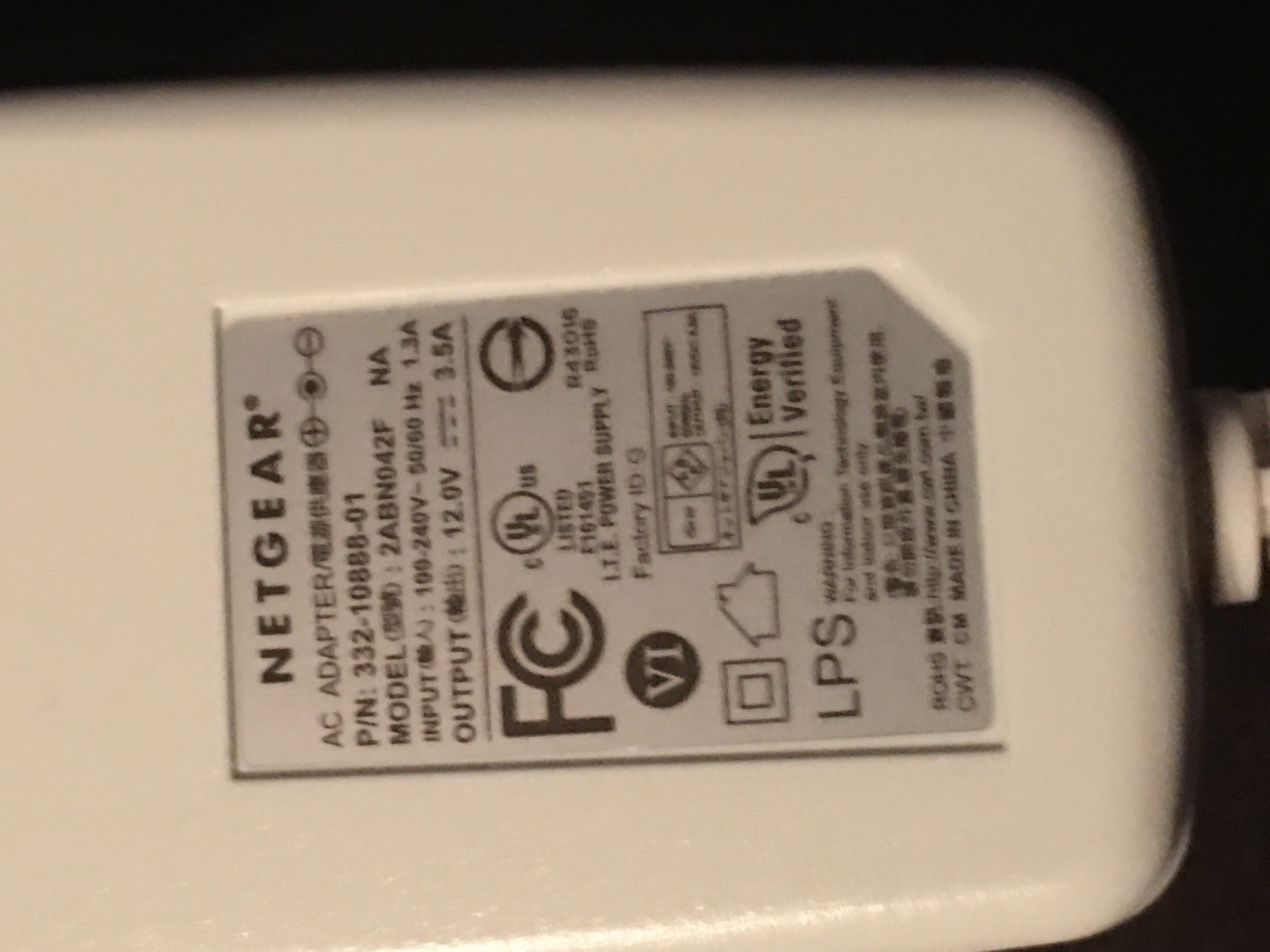 Orbi RBK852 Power Adapter Voltage Label(Free Voltage?) | NETGEAR ...