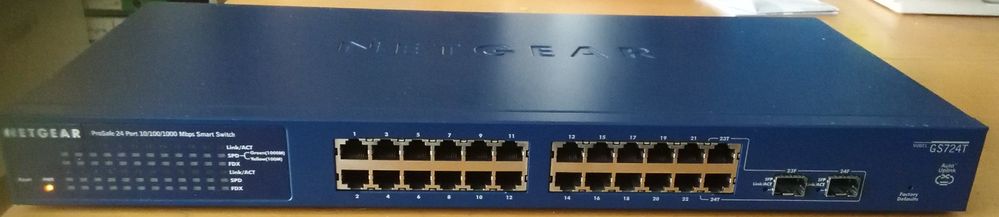 Switch_netgear_GS724T.jpg