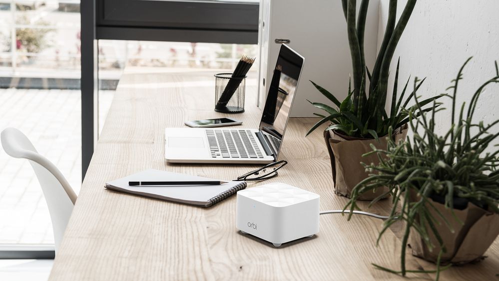 RBK12 Orbi Dual Band Light Wood Desk w_Laptop.jpg