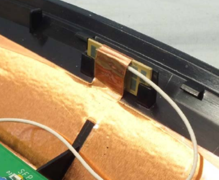 60 GHz Phased Array Antenna R9000 XR700.PNG