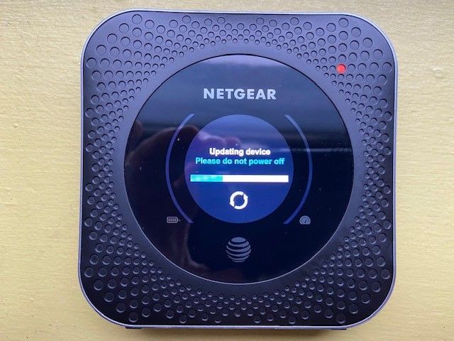 MR1100 locked up | NETGEAR Communities