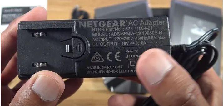 NETGEAR ADS-65MIA-19 for RAX120.jpg